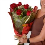 Buquê de rosas vermelhas tamanho real